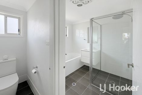 Property photo of 8 Sequoia Place Inverell NSW 2360