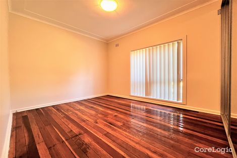 Property photo of 32 Gladys Crescent Seven Hills NSW 2147