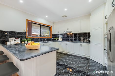 Property photo of 33 Kunat Street Deer Park VIC 3023