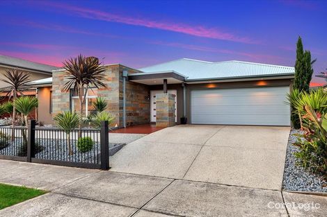 Property photo of 16 Phoenix Circuit Wollert VIC 3750