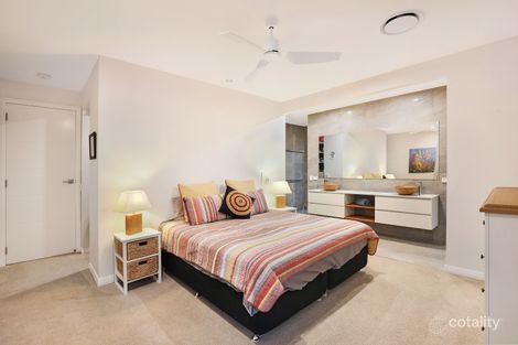 Property photo of 32 North Beach Place Mudjimba QLD 4564