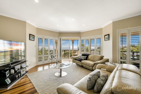 Property photo of 7 Martindale Court Mount Lofty QLD 4350