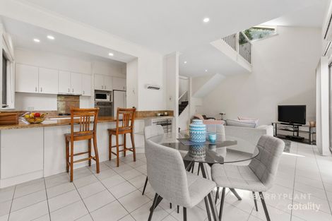 Property photo of 6/18-26 Marlesford Crescent Berwick VIC 3806