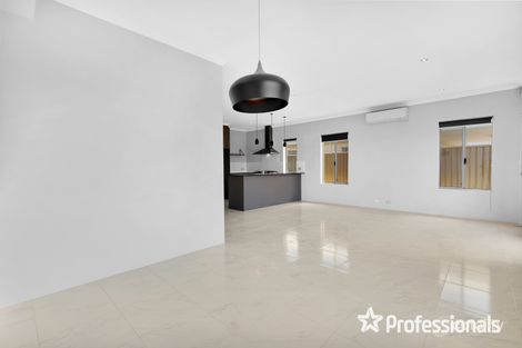 Property photo of 8 Indee Way Harrisdale WA 6112
