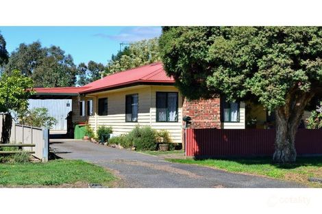 Property photo of 100 Malcolm Street Mansfield VIC 3722