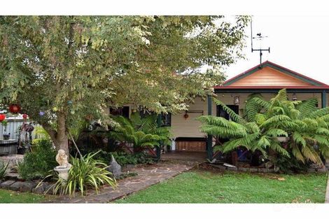 Property photo of 100 Malcolm Street Mansfield VIC 3722
