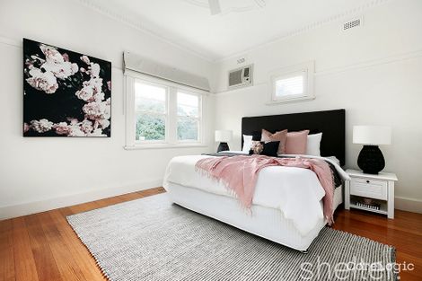 Property photo of 8 Saxby Road Glen Iris VIC 3146