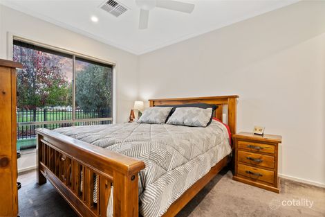 Property photo of 9 Rainbow Lane Woodcroft SA 5162
