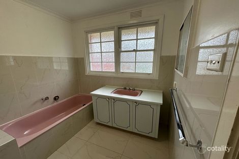 Property photo of 1 Wendy Street Forest Hill VIC 3131
