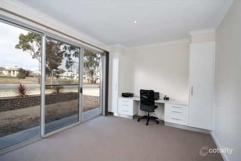Property photo of 77 Amy Ackman Street Forde ACT 2914