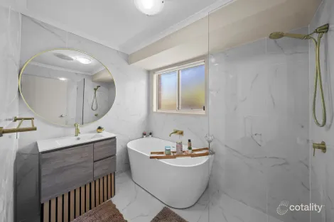 Property photo of 42 River Meadows Drive Upper Coomera QLD 4209