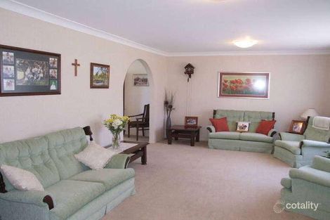 Property photo of 8 Robin Place Roselands NSW 2196