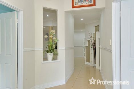 Property photo of 27 Staunton Vale Carramar WA 6031