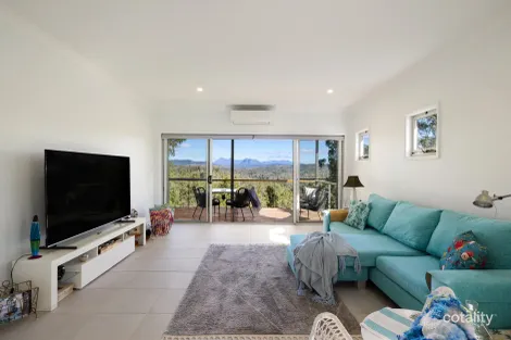 68-72 White Pl, Kooralbyn, QLD 4285