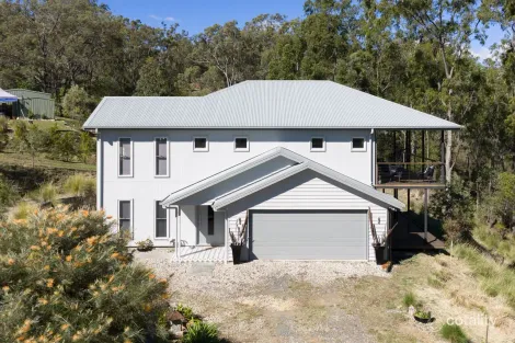 Property photo of 68-72 White Place Kooralbyn QLD 4285