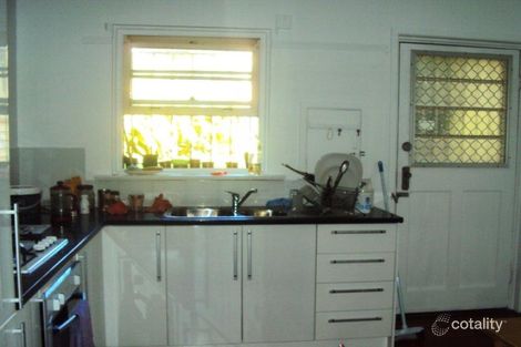 Property photo of 1/30 Rialto Street Coorparoo QLD 4151