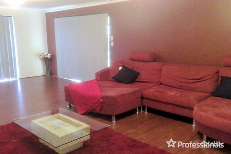 Property photo of 34 Mica Mews Wattle Grove WA 6107