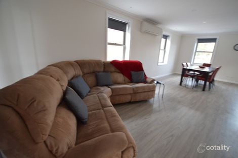 110-112 Bradley St, Guyra, NSW 2365