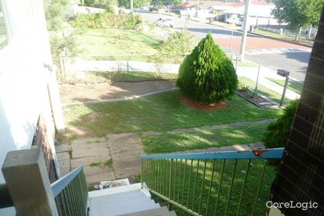 Property photo of 22 Boxgrove Avenue Wynnum QLD 4178