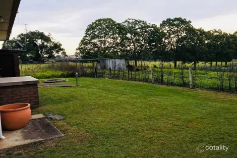 Property photo of 2/45 Appletree Street Wingham NSW 2429