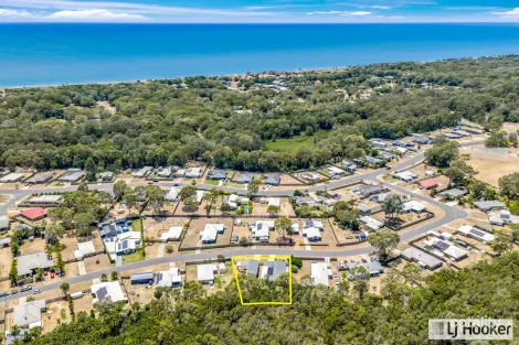 Property photo of 21 Regency Road Moore Park Beach QLD 4670