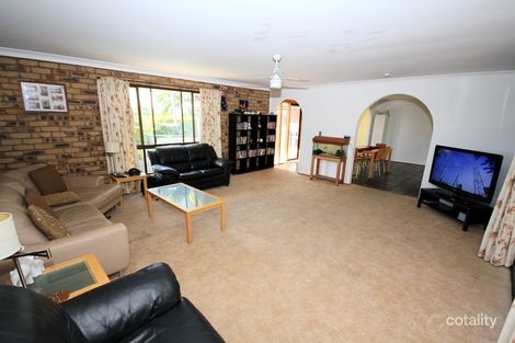 Property photo of 8 Chateau Court Highland Park QLD 4211