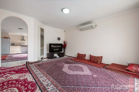 Property photo of 5 Sandhurst Mews Hampton Park VIC 3976