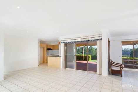 Property photo of 8 Kaputar Close Riverhills QLD 4074