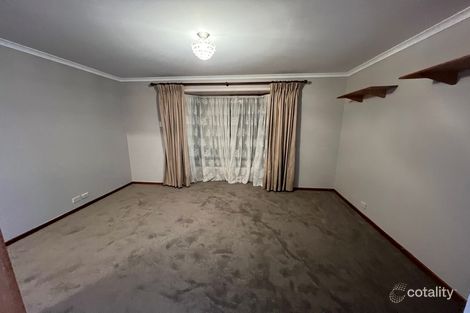 17 Sussex Ct, Craigmore, SA 5114