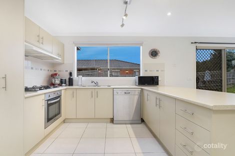Property photo of 8 Spencer Place Pakenham VIC 3810