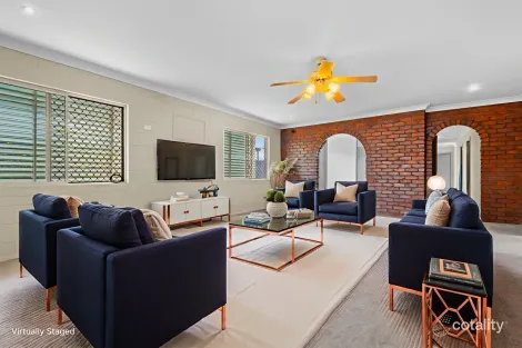 16 English St, Manunda, QLD 4870