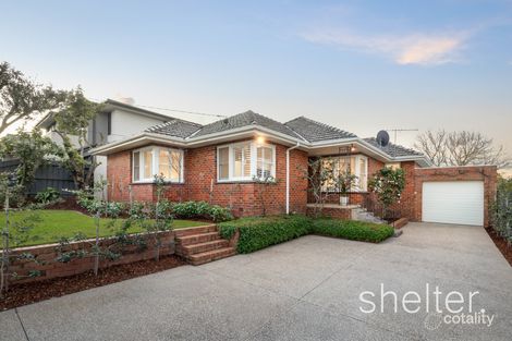 35 DOUGLAS ST, ASHWOOD, VIC 3147