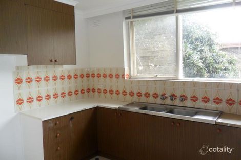 4/9-11 Toolambool Rd, Carnegie, VIC 3163