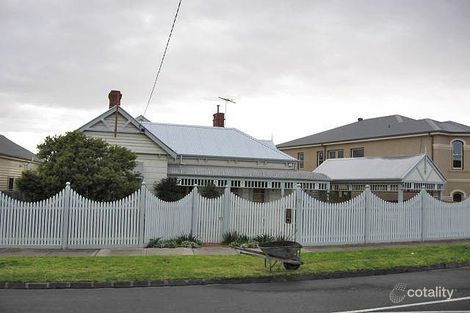 2 Burton Cres, Ascot Vale, VIC 3032