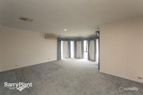 Property photo of 26 Fenton Court Keysborough VIC 3173