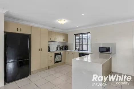 Property photo of 38 Honeyeater Place Lowood QLD 4311