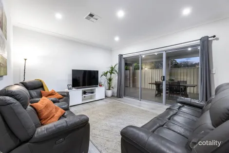 Property photo of 5 Botany Drive Angle Vale SA 5117