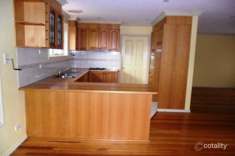 Property photo of 2/38 Avondale Avenue St Albans VIC 3021