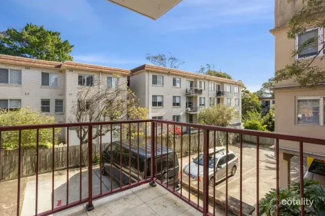 8/19 Wheeler Pde, Dee Why, NSW 2099