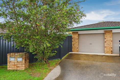 1/8 Pamela Ct, Labrador, QLD 4215