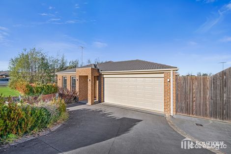 Property photo of 31 Adrian Drive Pakenham VIC 3810