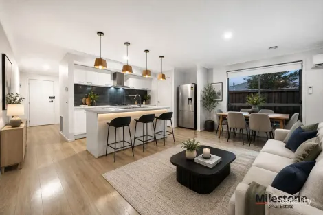 Property photo of 55 Blackhazel Crescent Clyde North VIC 3978