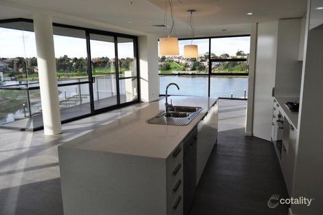 Property photo of 10/33 Cumberland Drive Maribyrnong VIC 3032