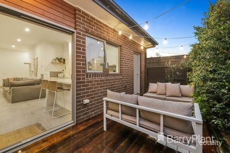 Property photo of 2/30 Monomeith Street Mooroolbark VIC 3138