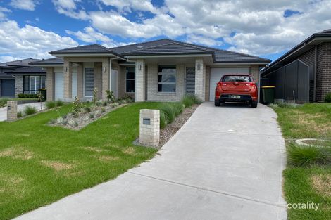 90 Meya Cres, Fletcher, NSW 2287