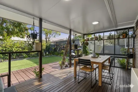 Property photo of 14 Coachwood Street Keperra QLD 4054