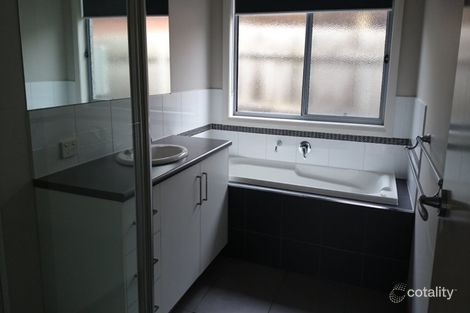 Property photo of 1 Sligo Court Traralgon VIC 3844