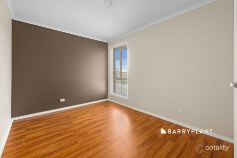 Property photo of 3/61 Strathavan Drive Berwick VIC 3806