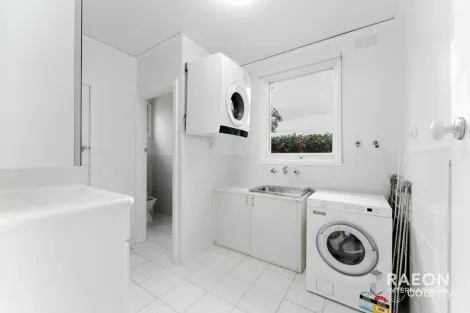 Property photo of 28 Bryson Grove Templestowe Lower VIC 3107