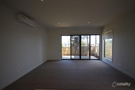 Property photo of 35 Jumbuck Circuit Carrum Downs VIC 3201